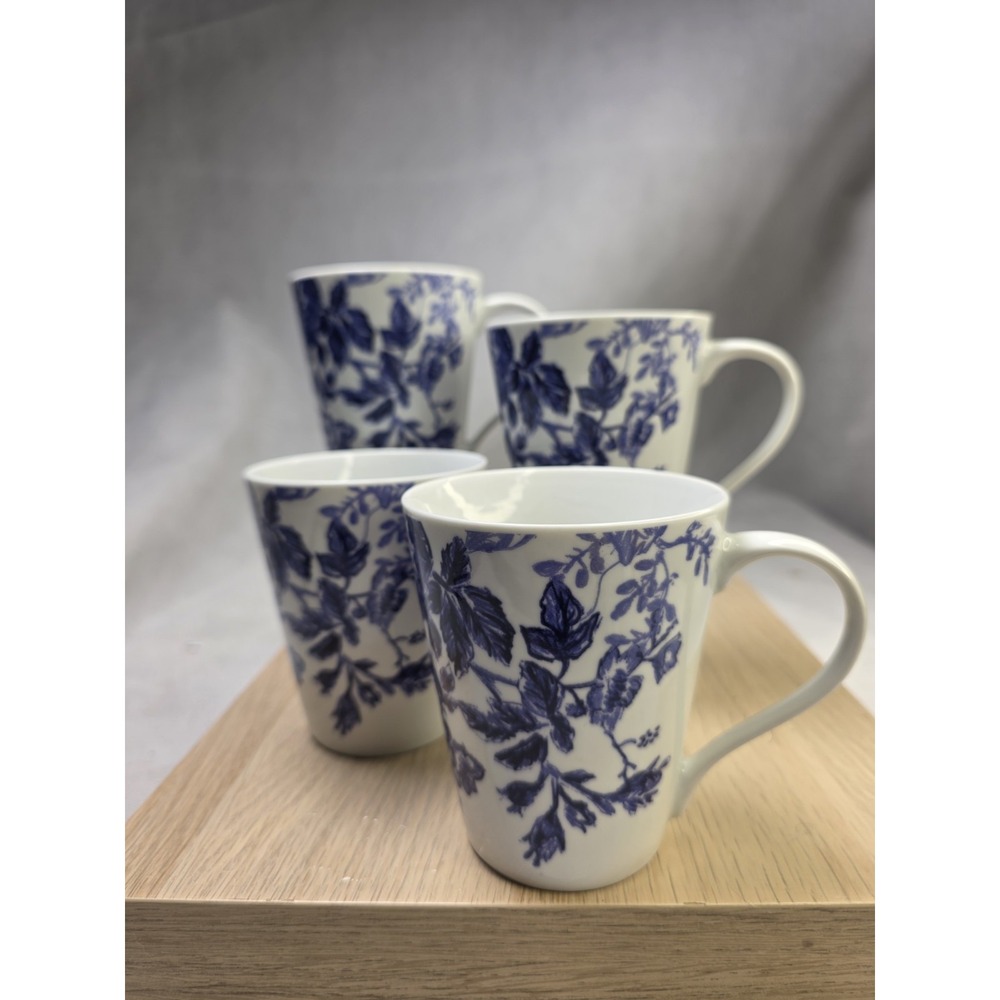 Paula Deen Tatnall Street Blue & White Floral 4Ceramic Mugs 11oz MW/DS
